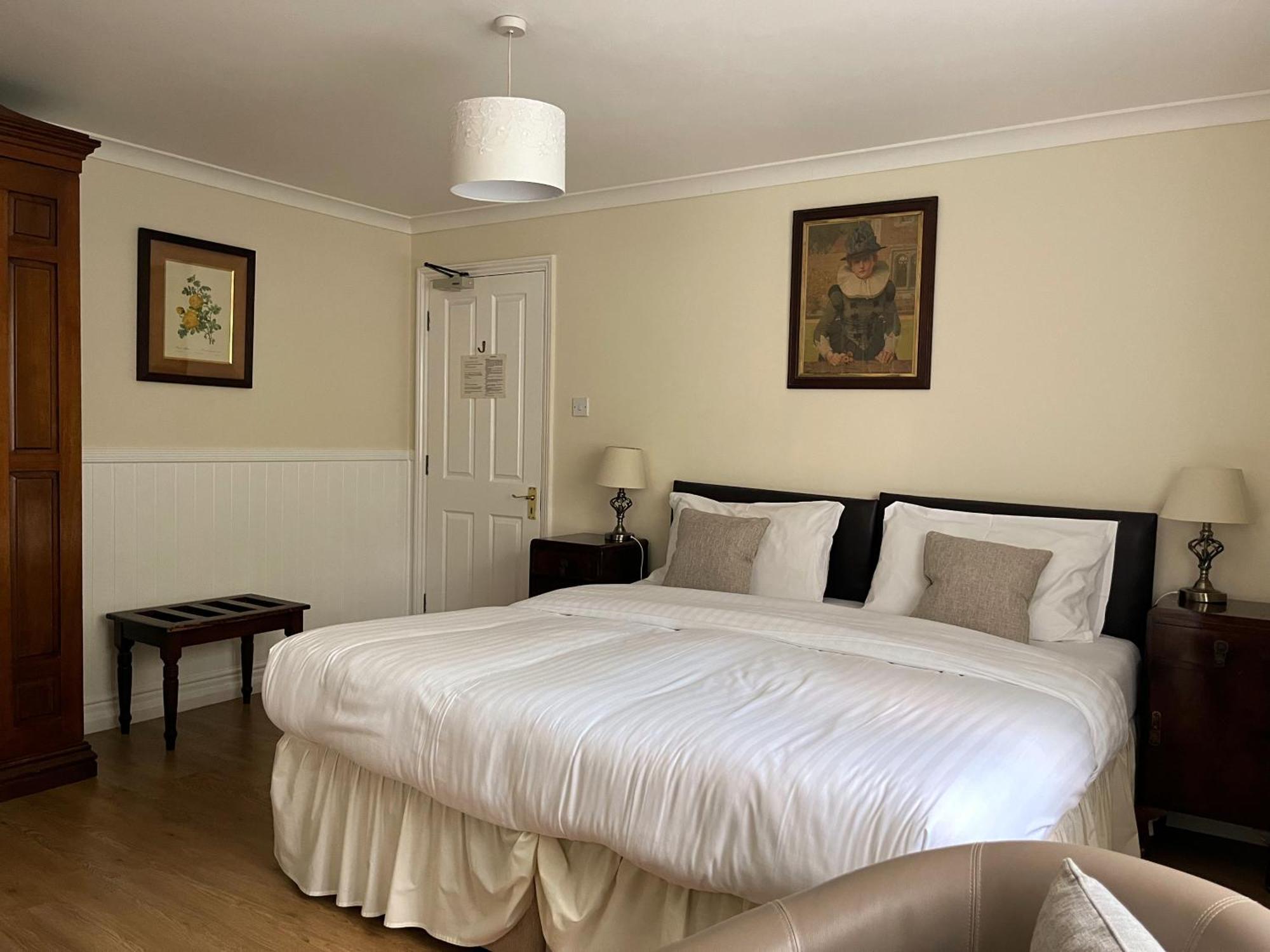 The Cottage Guest House Birchanger Екстер'єр фото