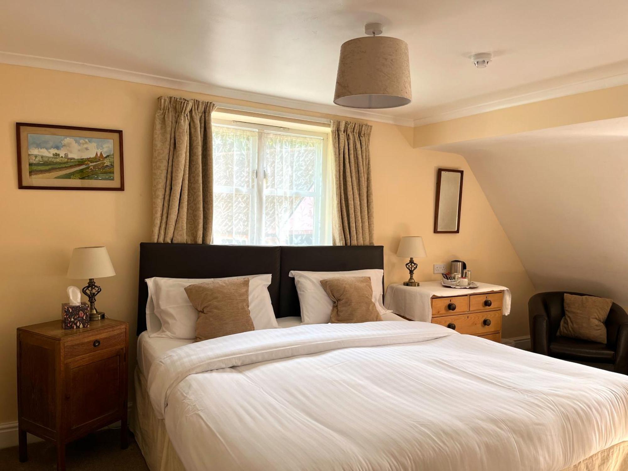 The Cottage Guest House Birchanger Екстер'єр фото